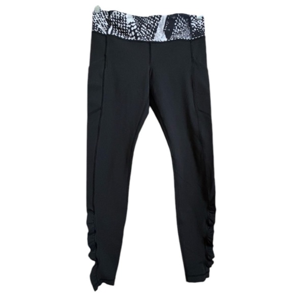Lululemon Sz 8 Speed Run Reflective Pocket Ruffle  Leggings Snake Print Black - Picture 1 of 12